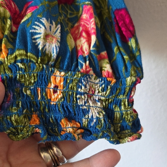 Terra & Sky Multicolor Floral Blouse - Picture 3 of 8